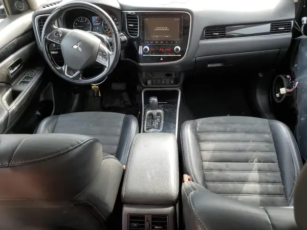 JA4AD3A38LZ010904 2020 MITSUBISHI OUTLANDER - Image 8