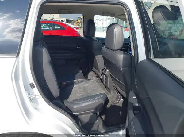 JA4AD3A38LZ011616 2020 MITSUBISHI OUTLANDER - Image 8