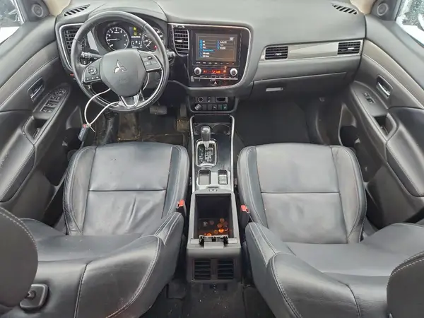 JA4AD3A38LZ016461 2020 MITSUBISHI OUTLANDER - Image 8