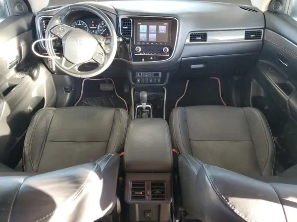 JA4AD3A38LZ025693 2020 MITSUBISHI OUTLANDER - Image 8