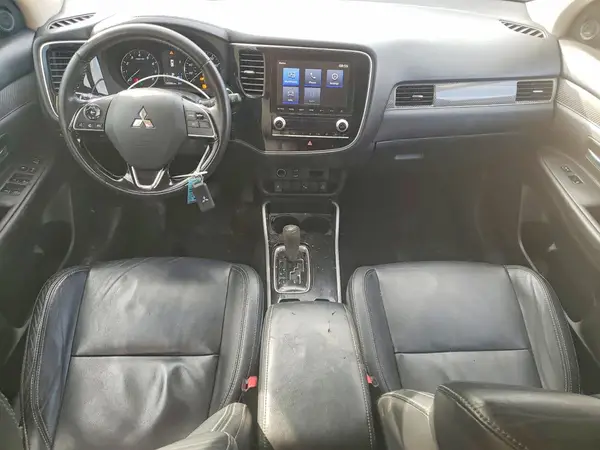 JA4AD3A38LZ028349 2020 MITSUBISHI OUTLANDER - Image 8