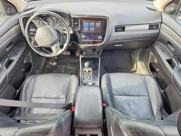 JA4AD3A38LZ031705 2020 MITSUBISHI OUTLANDER - Image 8