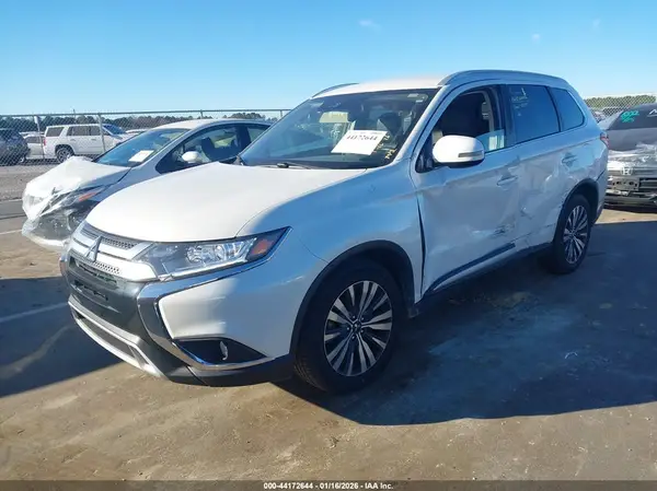 JA4AD3A38LZ032627 2020 MITSUBISHI OUTLANDER - Image 2