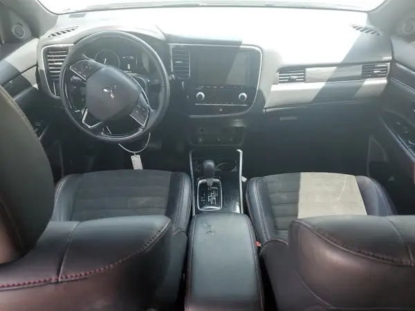 JA4AD3A38LZ037102 2020 MITSUBISHI OUTLANDER - Image 8