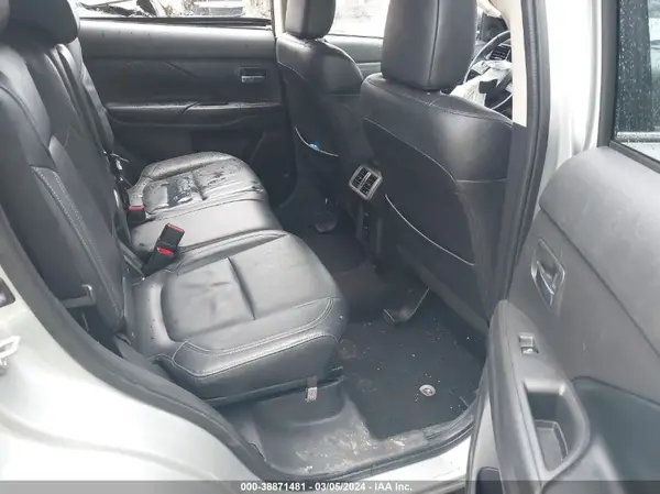 JA4AD3A38LZ041411 2020 MITSUBISHI OUTLANDER - Image 8