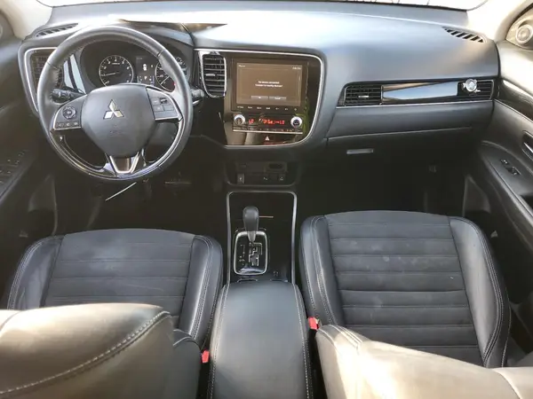 JA4AD3A38LZ042266 2020 MITSUBISHI OUTLANDER - Image 8