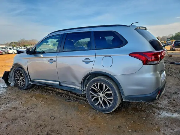JA4AD3A39GZ001859 2016 MITSUBISHI OUTLANDER - Image 2