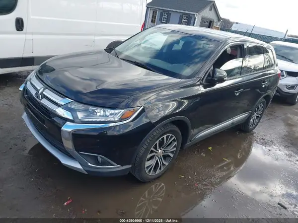 JA4AD3A39GZ004955 2016 MITSUBISHI OUTLANDER - Image 2