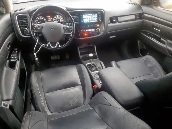 JA4AD3A39GZ007340 2016 MITSUBISHI OUTLANDER - Image 8