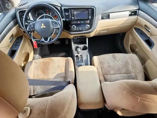 JA4AD3A39GZ012957 2016 MITSUBISHI OUTLANDER - Image 8