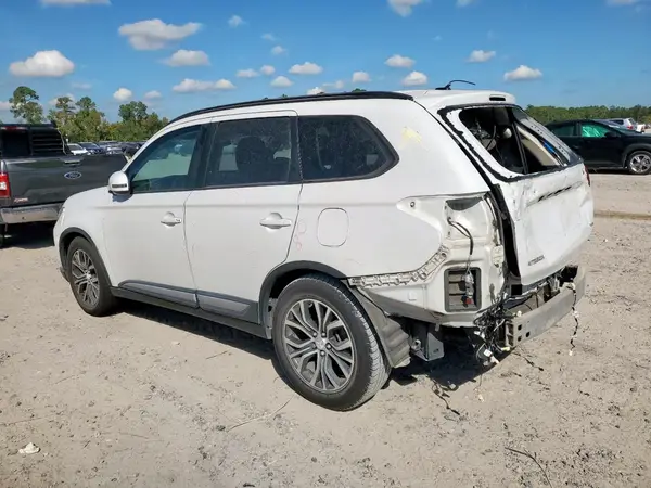 JA4AD3A39GZ015647 2016 MITSUBISHI OUTLANDER - Image 2