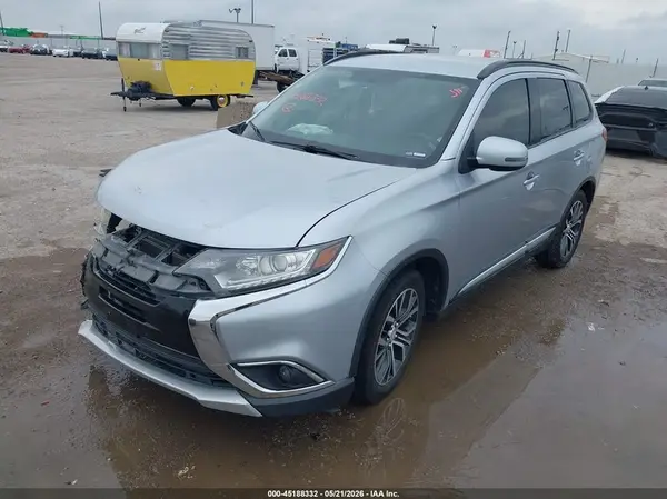 JA4AD3A39GZ018953 2016 MITSUBISHI OUTLANDER - Image 2