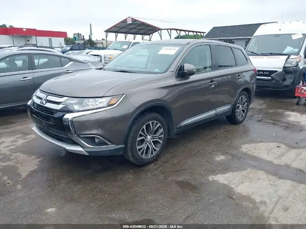 JA4AD3A39GZ019939 2016 MITSUBISHI OUTLANDER - Image 2