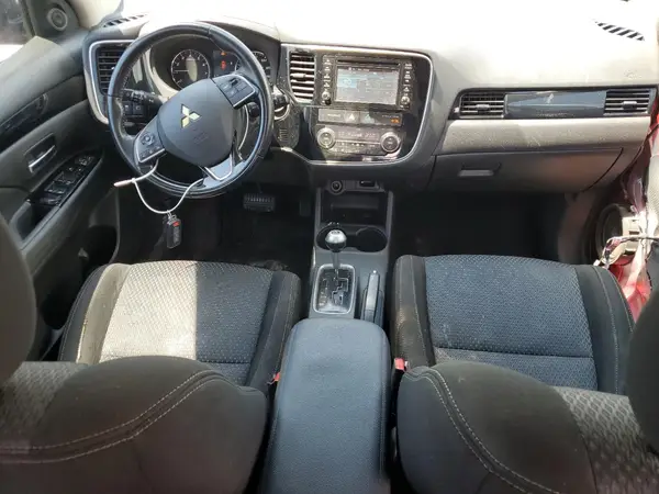 JA4AD3A39GZ020721 2016 MITSUBISHI OUTLANDER - Image 8