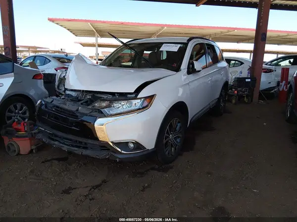 JA4AD3A39GZ038894 2016 MITSUBISHI OUTLANDER - Image 2