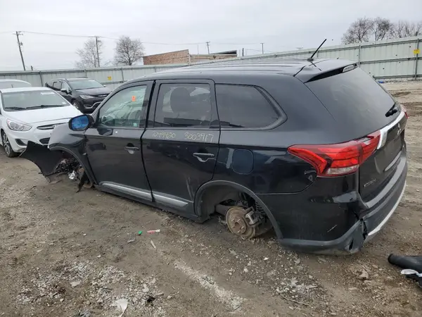 JA4AD3A39GZ039432 2016 MITSUBISHI OUTLANDER - Image 2