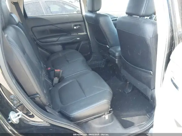 JA4AD3A39GZ044789 2016 MITSUBISHI OUTLANDER - Image 8