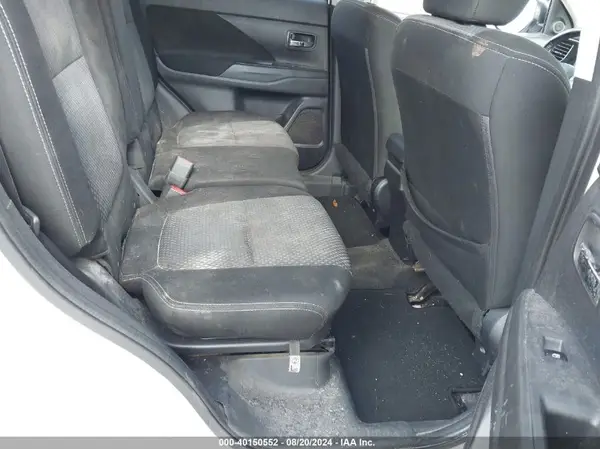 JA4AD3A39GZ056862 2016 MITSUBISHI OUTLANDER - Image 8