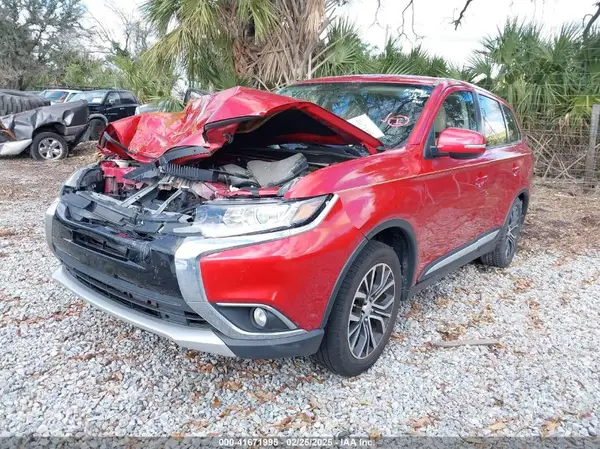 JA4AD3A39HZ010899 2017 MITSUBISHI OUTLANDER - Image 2