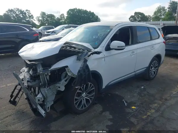 JA4AD3A39HZ023202 2017 MITSUBISHI OUTLANDER - Image 2