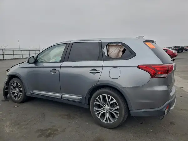 JA4AD3A39HZ044339 2017 MITSUBISHI OUTLANDER - Image 2