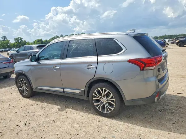 JA4AD3A39JJ001009 2018 MITSUBISHI OUTLANDER - Image 2