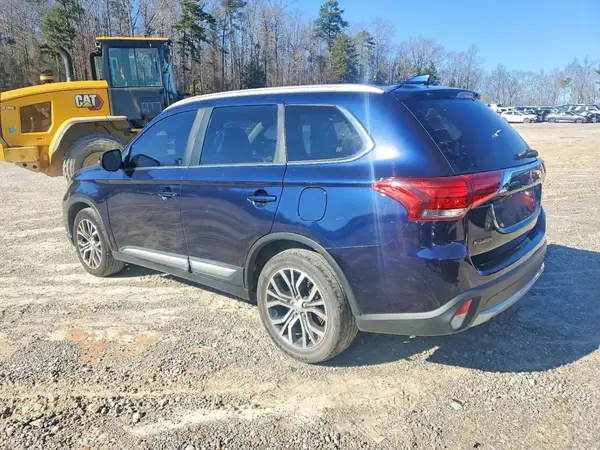 JA4AD3A39JJ006081 2018 MITSUBISHI OUTLANDER - Image 2