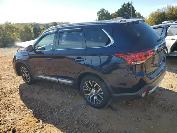 JA4AD3A39JZ003263 2018 MITSUBISHI OUTLANDER - Image 2