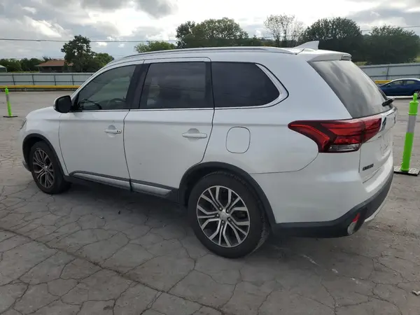 JA4AD3A39JZ006390 2018 MITSUBISHI OUTLANDER - Image 2