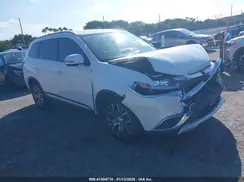 JA4AD3A39JZ011427 2018 MITSUBISHI OUTLANDER