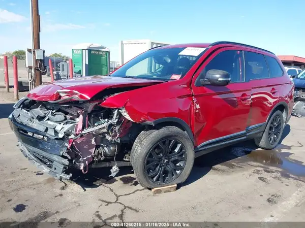 JA4AD3A39JZ021732 2018 MITSUBISHI OUTLANDER - Image 2