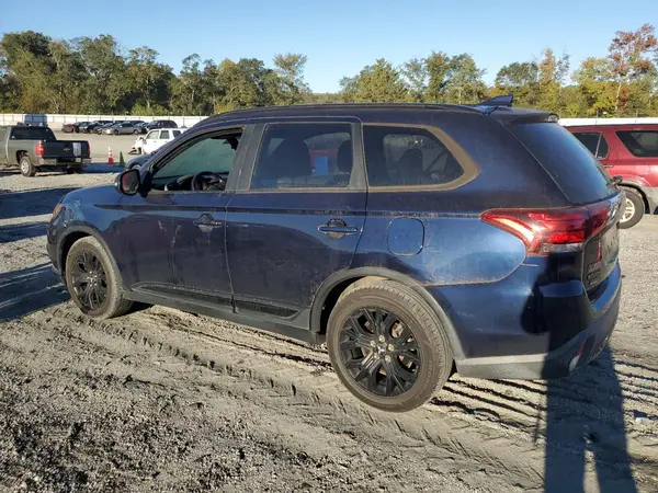 JA4AD3A39JZ026493 2018 MITSUBISHI OUTLANDER - Image 2