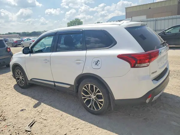 JA4AD3A39JZ035307 2018 MITSUBISHI OUTLANDER - Image 2