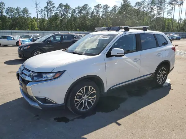 JA4AD3A39JZ052124 2018 MITSUBISHI OUTLANDER - Image 1
