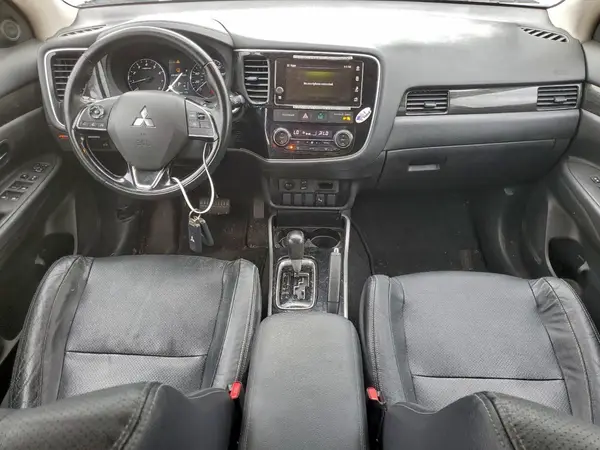 JA4AD3A39JZ064094 2018 MITSUBISHI OUTLANDER - Image 8
