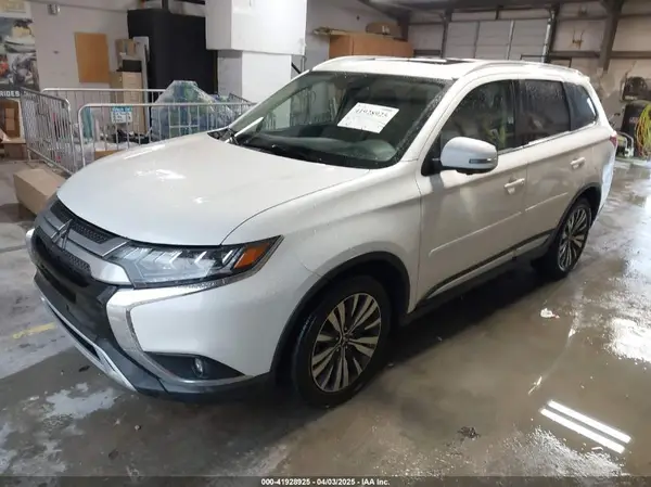 JA4AD3A39KZ005645 2019 MITSUBISHI OUTLANDER - Image 2