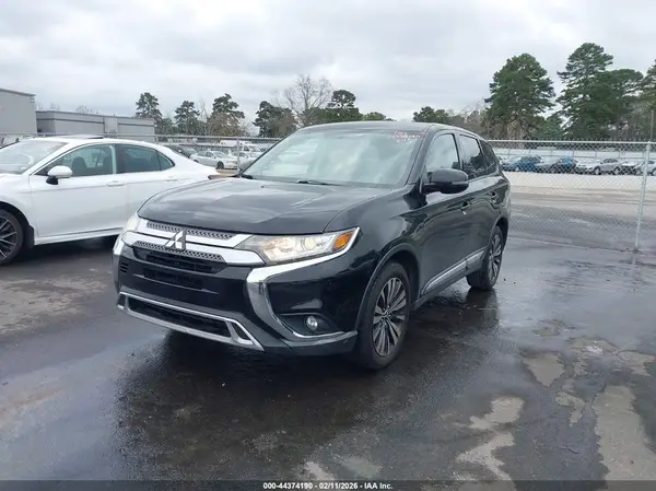 JA4AD3A39KZ008898 2019 MITSUBISHI OUTLANDER - Image 2