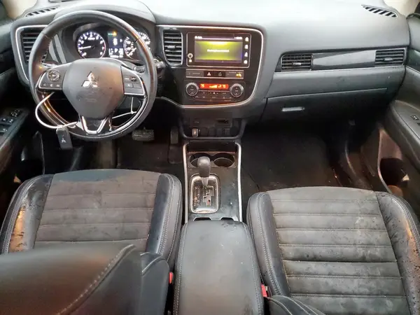 JA4AD3A39KZ015169 2019 MITSUBISHI OUTLANDER - Image 8