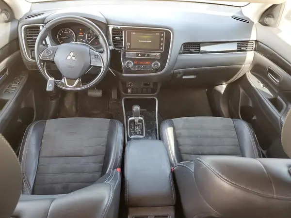 JA4AD3A39KZ015205 2019 MITSUBISHI OUTLANDER - Image 8