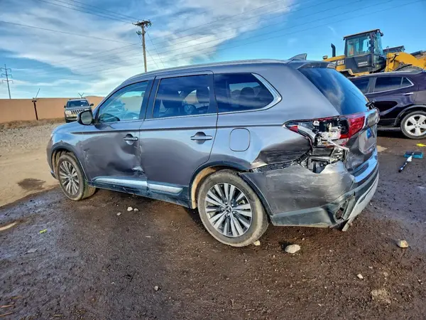 JA4AD3A39KZ015253 2019 MITSUBISHI OUTLANDER - Image 2