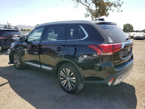 JA4AD3A39KZ023773 2019 MITSUBISHI OUTLANDER - Image 2
