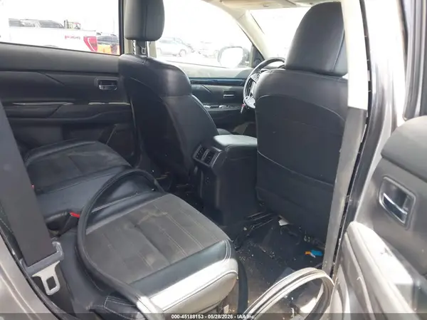 JA4AD3A39KZ030285 2019 MITSUBISHI OUTLANDER - Image 8