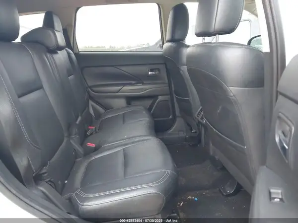 JA4AD3A39KZ035860 2019 MITSUBISHI OUTLANDER - Image 8