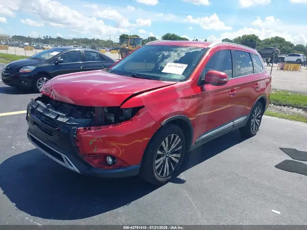 JA4AD3A39KZ037351 2019 MITSUBISHI OUTLANDER - Image 2