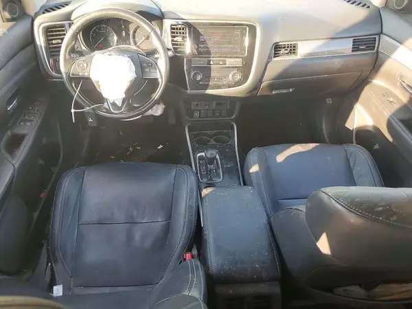 JA4AD3A39KZ038628 2019 MITSUBISHI OUTLANDER - Image 8