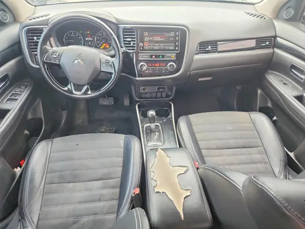 JA4AD3A39KZ044073 2019 MITSUBISHI OUTLANDER - Image 8