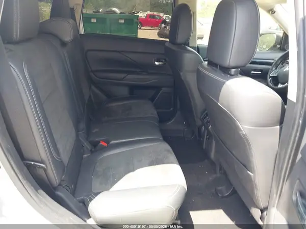JA4AD3A39KZ044848 2019 MITSUBISHI OUTLANDER - Image 8
