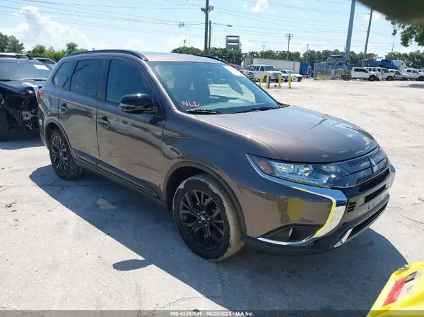 JA4AD3A39KZ051329 2019 MITSUBISHI OUTLANDER - Image 1