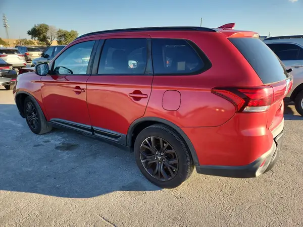 JA4AD3A39KZ054702 2019 MITSUBISHI OUTLANDER - Image 2