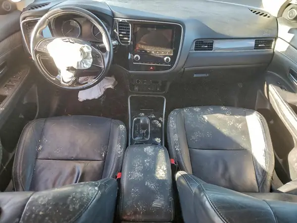 JA4AD3A39LJ000462 2020 MITSUBISHI OUTLANDER - Image 8